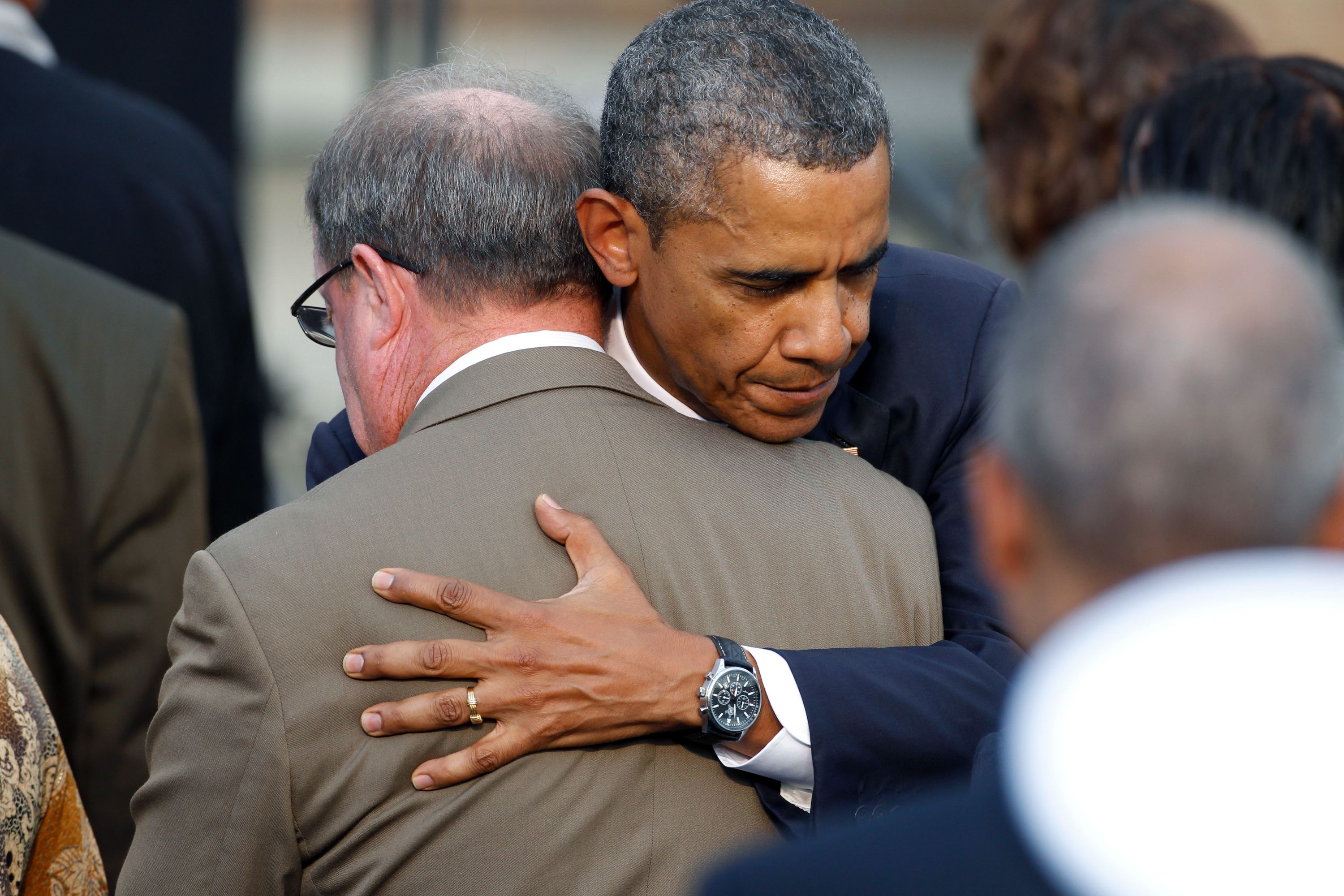 Obama: Navy Yard shooting must inspire gun law change