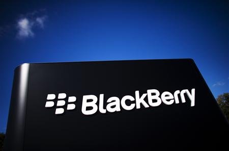 BlackBerry boosts restructuring charge estimate to $400 million
