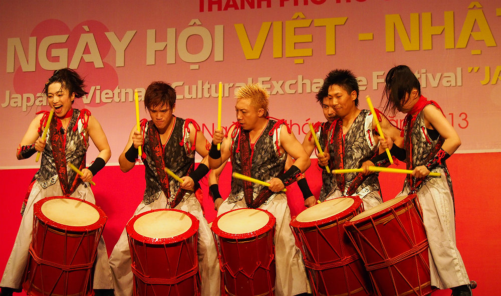 A group performance of “Hana”