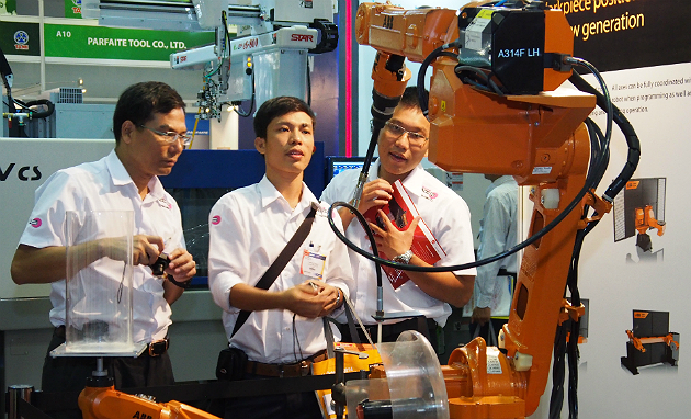 Japanese enterprises to invest in Vietnam’s support industry