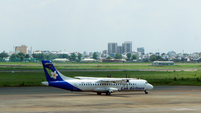 Lao Airlines plane crashes in Laos: Thai media