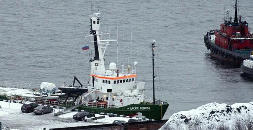 Russia to boycott maritime court hearings over Greenpeace ship