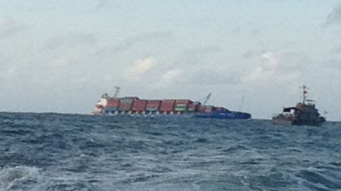 Foreign ship collision causes 19 sailors, 15 containers to fall into sea