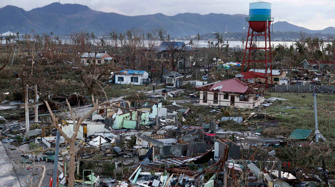 GRAPHIC IMAGES: 10,000 deaths reported after typhoon