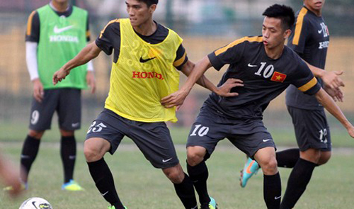 VN football team delays its Myanmar trip for SEA Games
