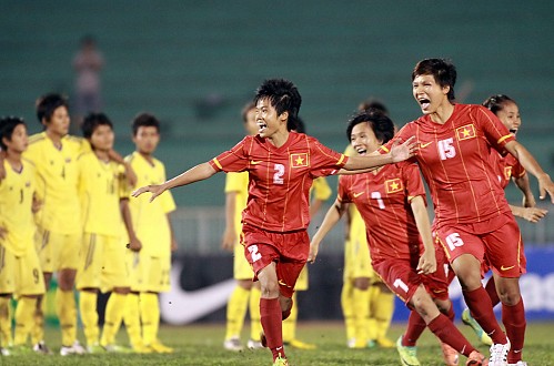 Vietnam advance to semis in SEA Games women’s football