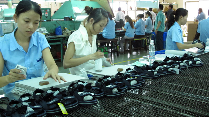 45 percent of shoes sold in Vietnam is Chinese-made