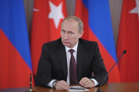 Putin warns Russia may cut Ukraine gas, urges EU cooperation