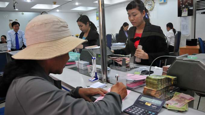 Central bank not to issue new small banknotes for Tet