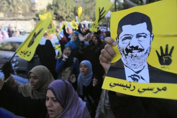 Mursi to face trial over jail break case on Jan. 28