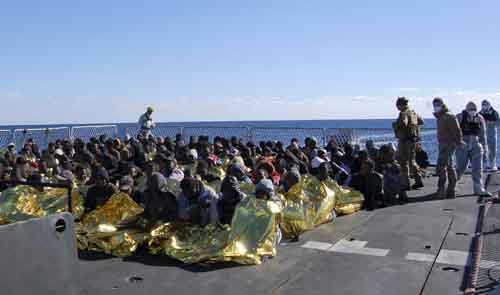 Italian navy rescues over 1,000 migrants from boats in 24 hours