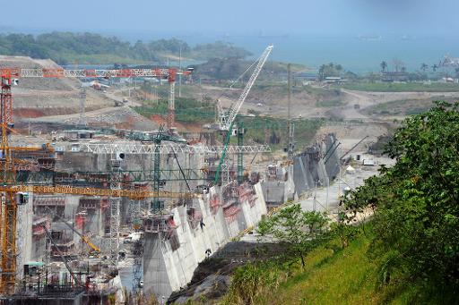 Panama, consortium to negotiate $1.6 bn canal row