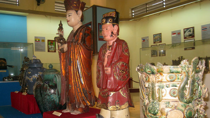 Southeast Asian antiques showcased at southern museum