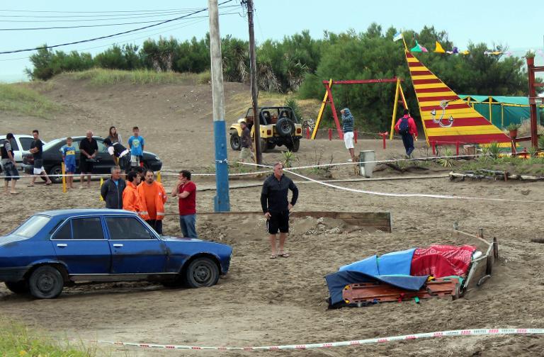 Three tourists killed by lightning on Argentina beach