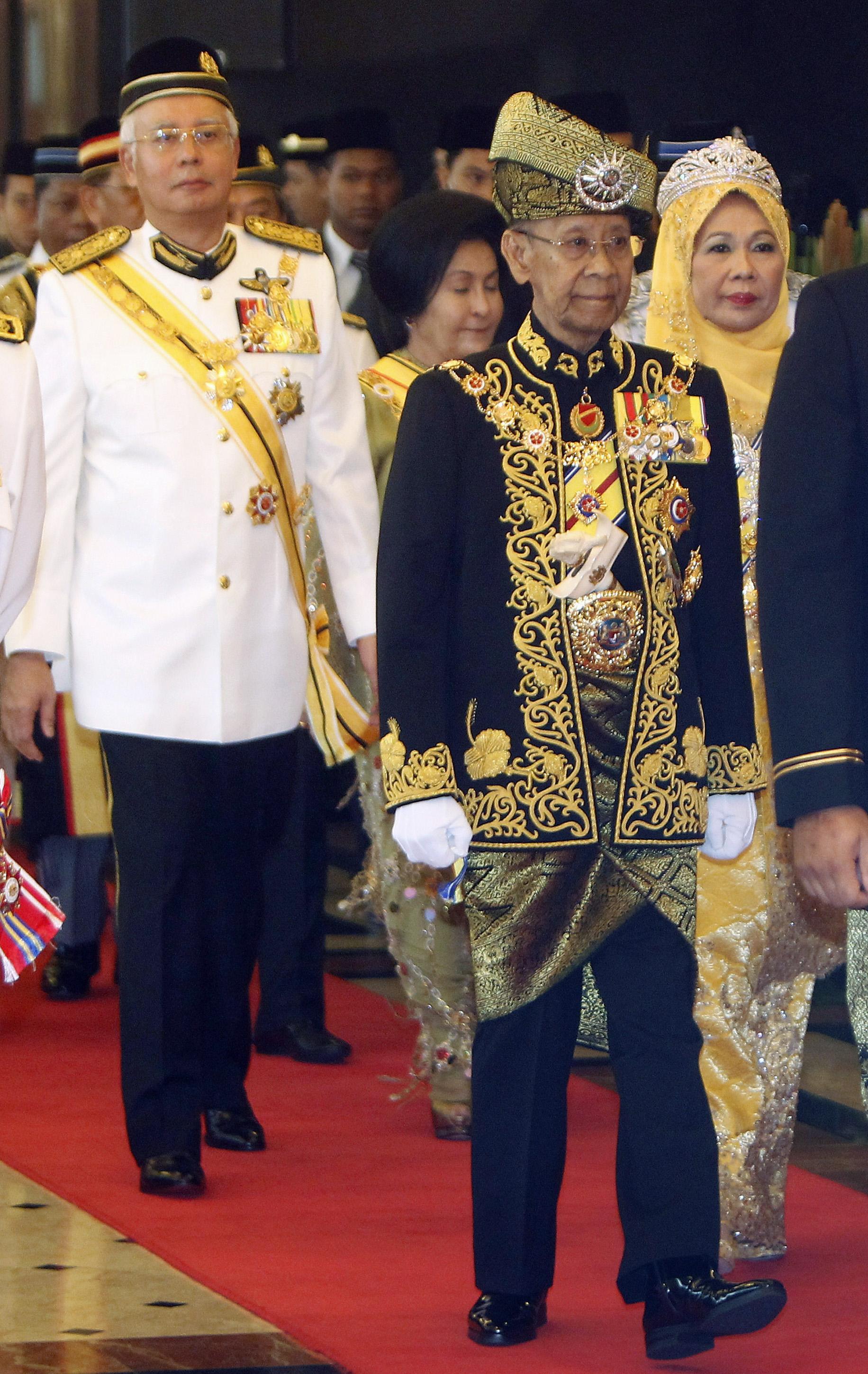 Malaysian king backs court ban on non-Muslims using Allah