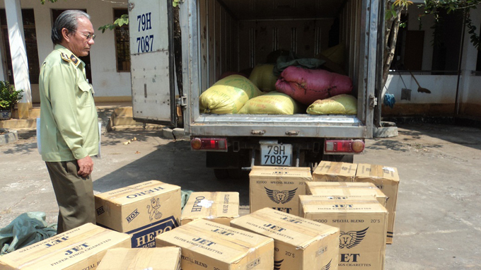 32,000 smuggled cigarette packs seized in Vietnam