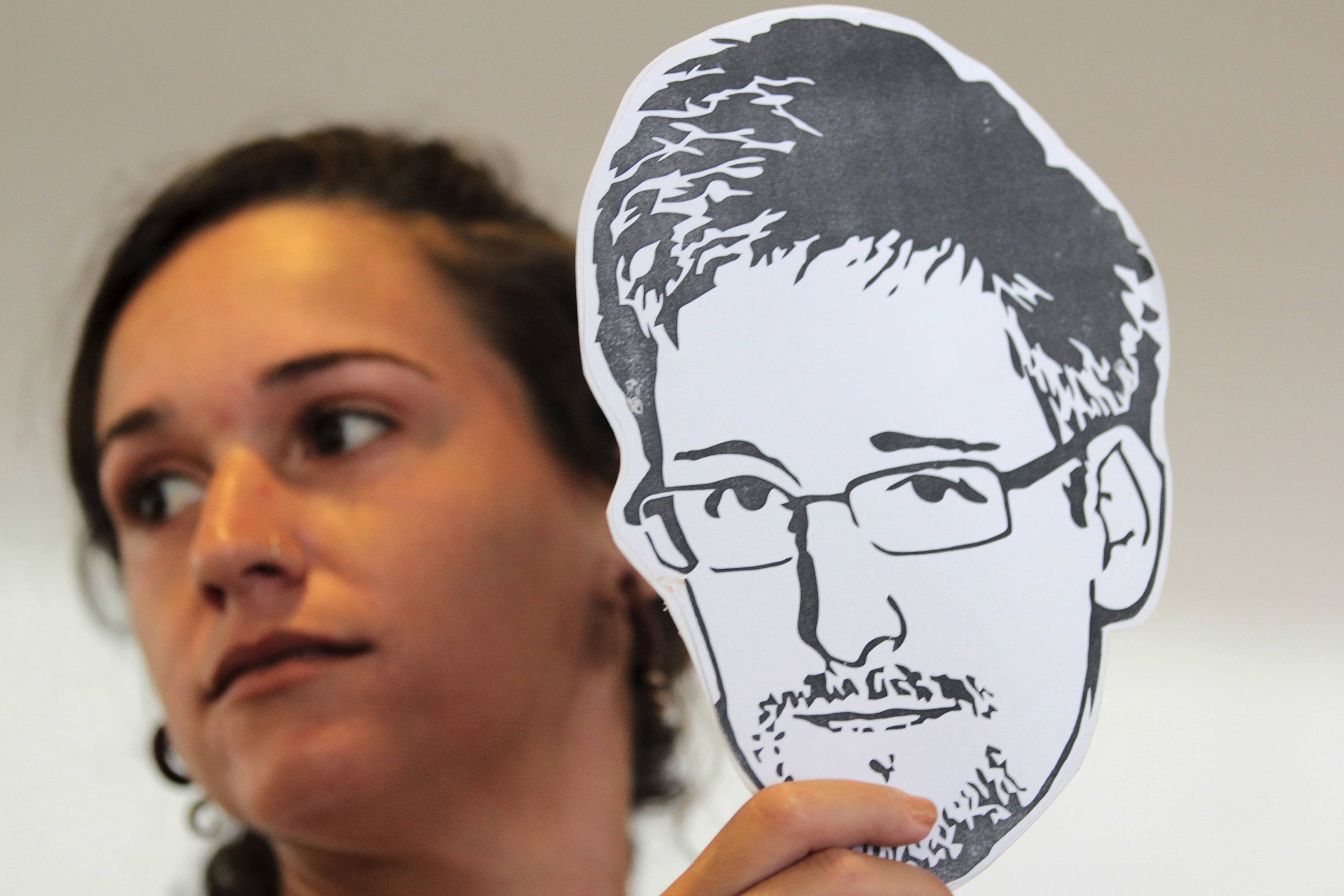 U.S. whistleblower Snowden wins student role at Scottish university