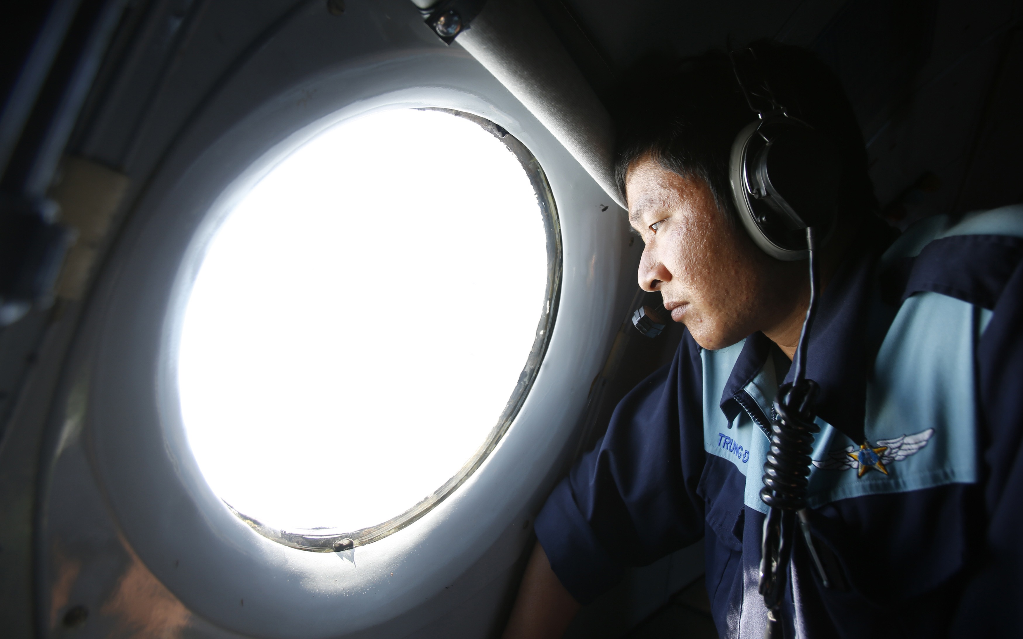 Vietnam to halt search for missing Malaysian plane