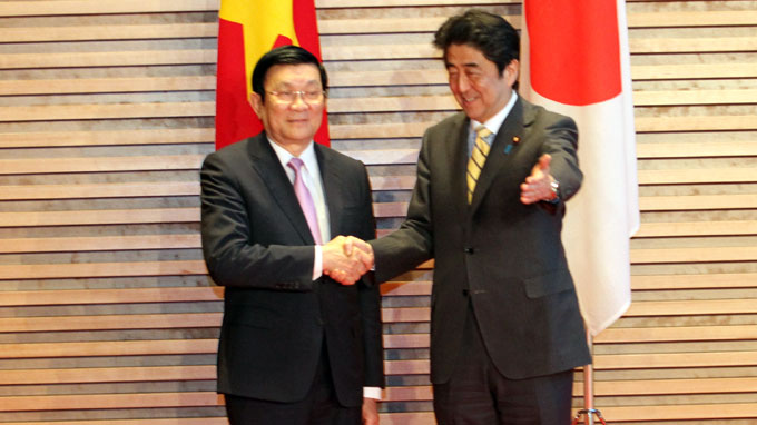 Vietnam-Japan ties lifted to extensive strategic partnership