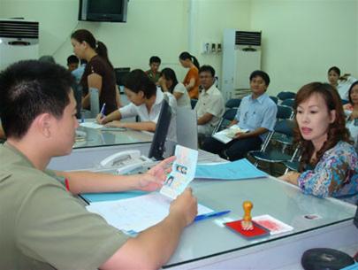 Vietnam capital launches online passport application system