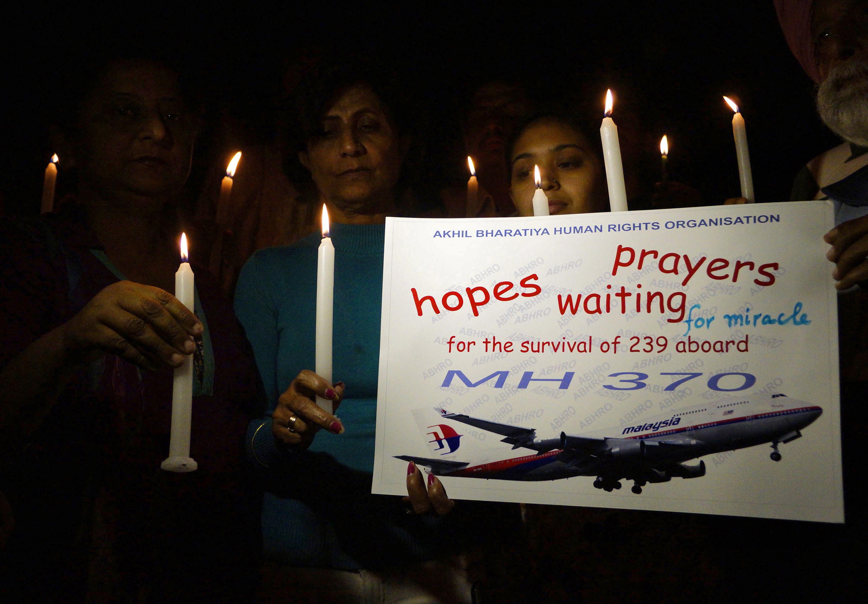 India tells Malaysia found no sign of missing jet - sources