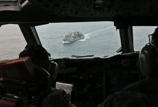 Debris sighting boosts search for missing Malaysia plane