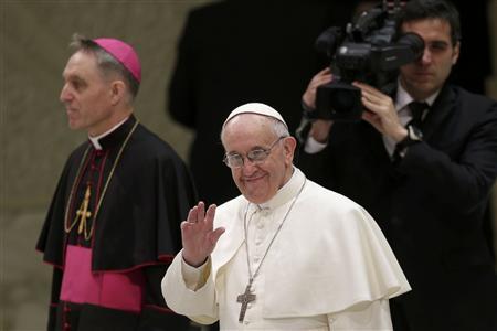 Vietnam treasures relations with Vatican: House leader