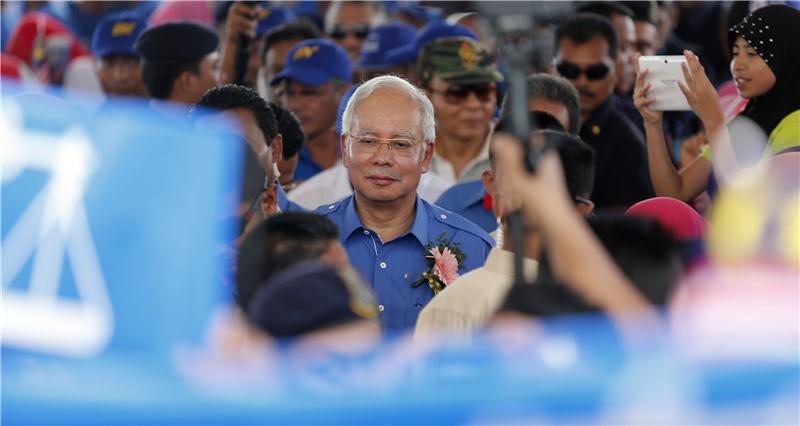 Malaysian PM visits Vietnam to encourage cooperation