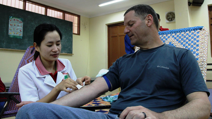 Foreigners donate to blood drive in Vietnam’s tourist city