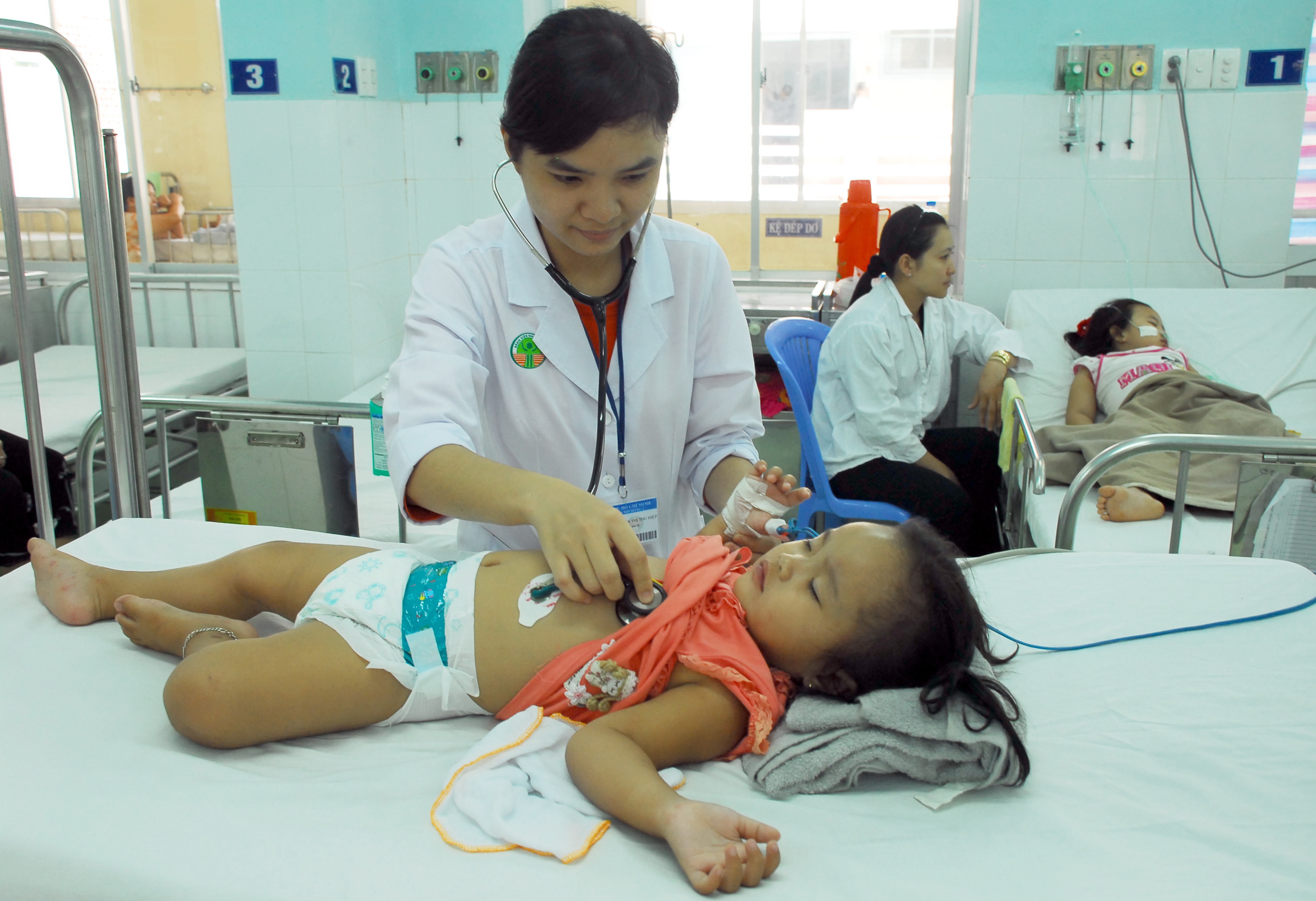 Vietnam hospital lab awarded international accreditation
