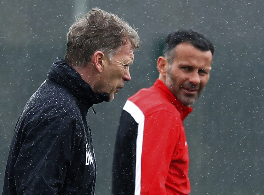 Giggs takes over from Moyes temporarily