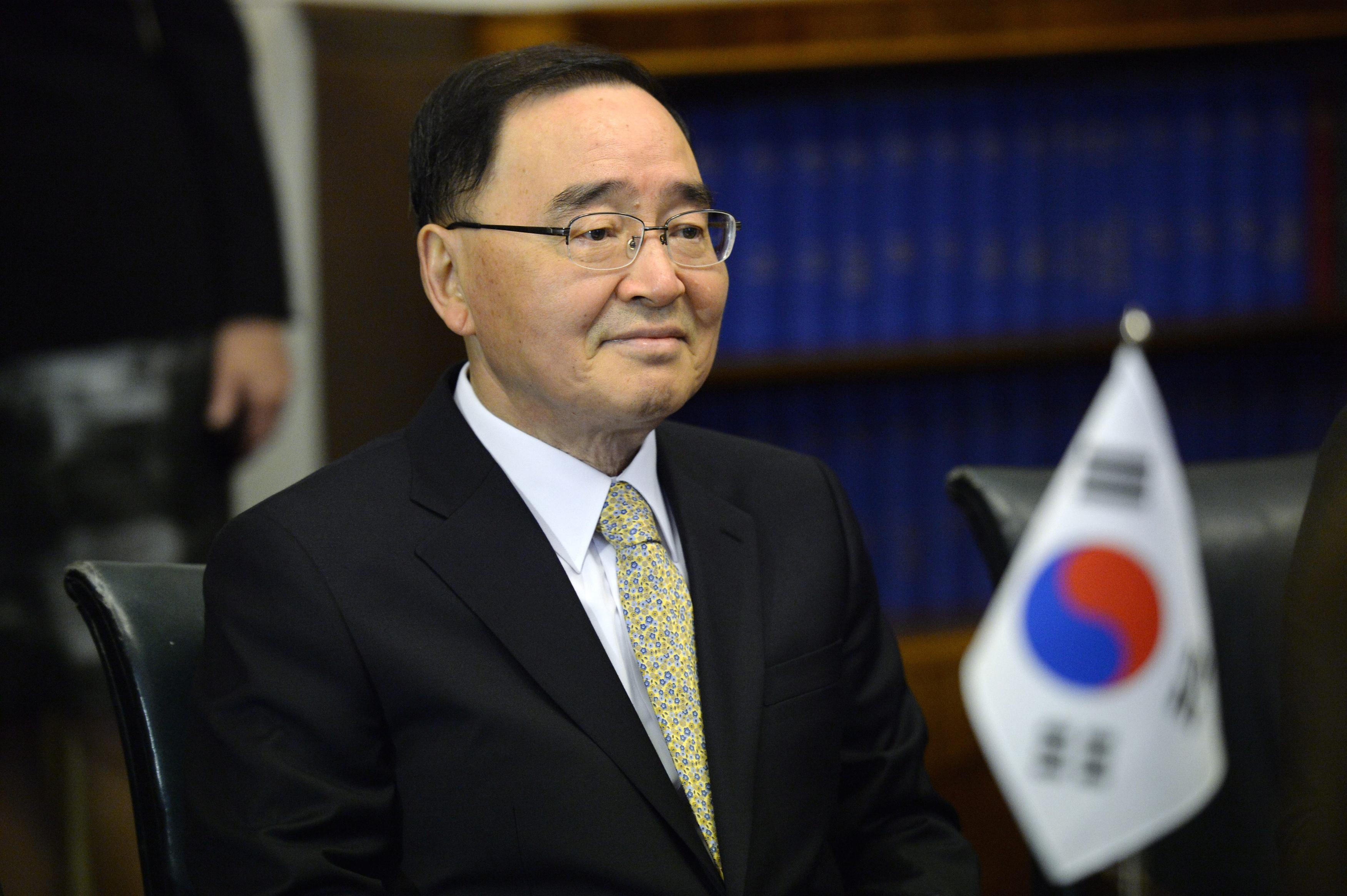 S. Korean prime minister resigns over ferry sinking