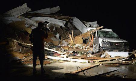 At least 16 killed by tornadoes in Arkansas, Oklahoma and Iowa