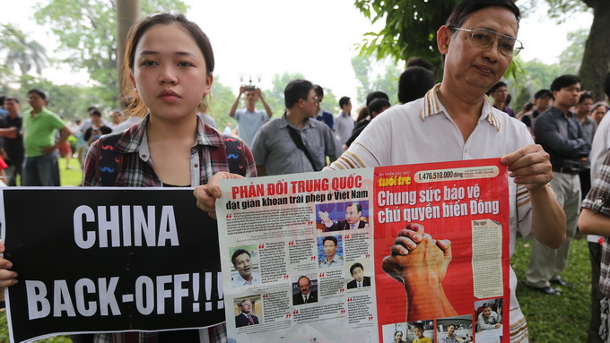 Protests staged in Vietnam against China planting oil rig in Vietnamese waters