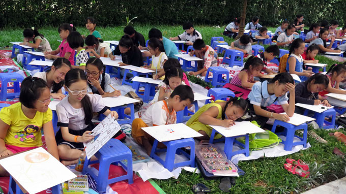 Asia Foundation encourages Vietnam kids to read English books