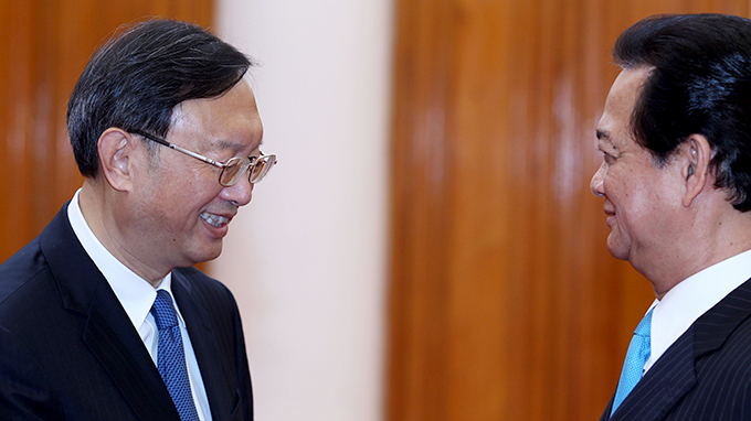Vietnam PM demands rig withdrawal in meeting with top Chinese diplomat