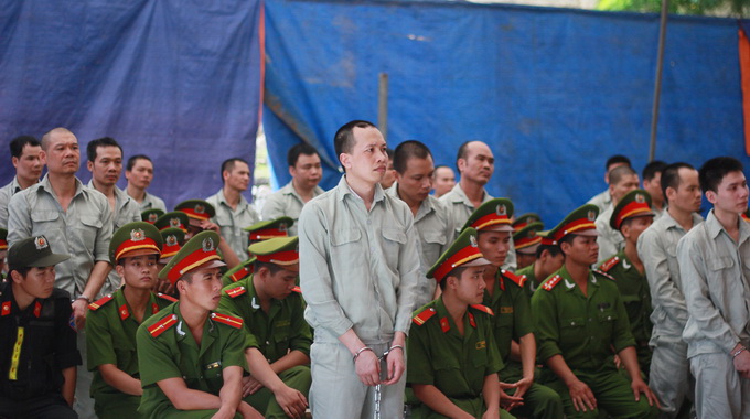 Vietnam upholds 29 out of 30 death sentences for drug traffickers
