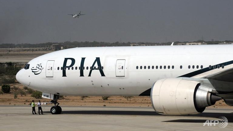 Firing on passenger jet kills 1, wounds 2 in NW Pakistan