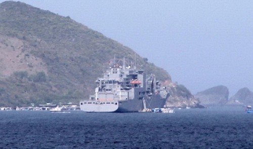 US naval ship docks at Vietnam port for maintenance