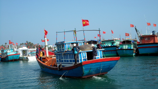China seizes Vietnamese ship with 6 fishermen off Hoang Sa