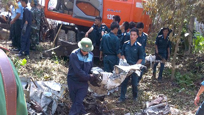 Vietnam army chopper pilot avoided houses before deadly crash