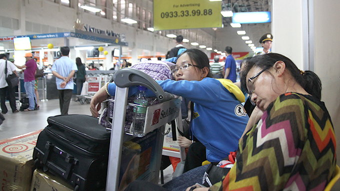 Vietnamese airlines urged to reduce flight delays, cancelations