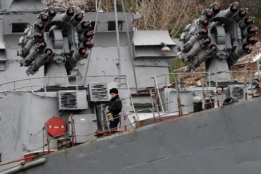 Russia starts reinforcing naval fleet in Crimea