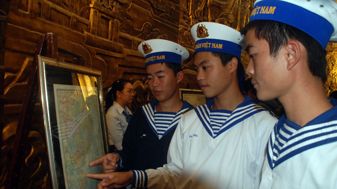 Vietnam slashes China’s dredging activities off Hoang Sa