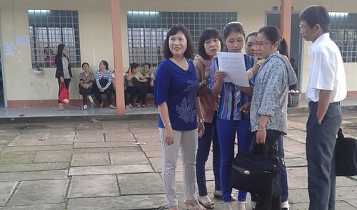 Vietnam province says will not discipline substandard English teachers