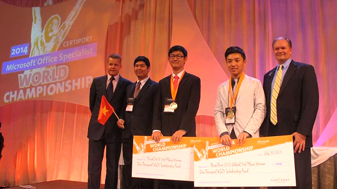 Vietnam collects two bronze medals at int’l Microsoft Office contest