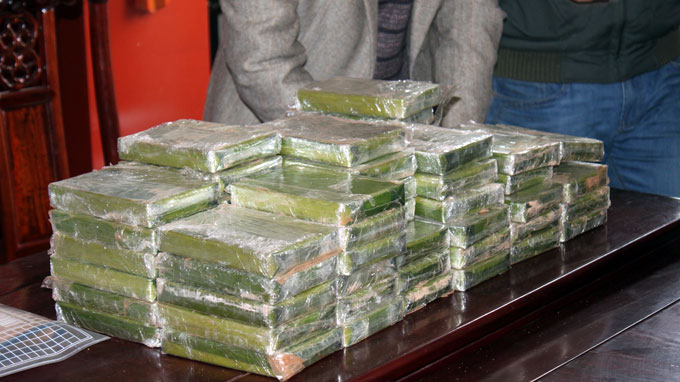 Vietnam police detect 56kg of heroin in car