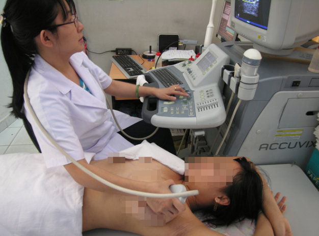 VN has 15,000 new breast cancer cases per year, 70% detected late