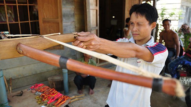 The self-trained archers of central Vietnam