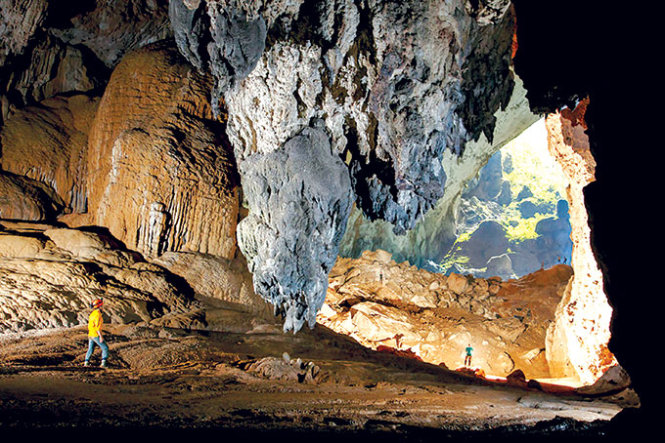 Vietnam’s Son Doong Cave, the world’s largest, in close up